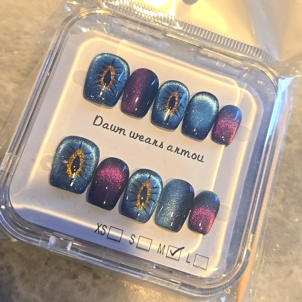 Cat eye press on nails Custom made